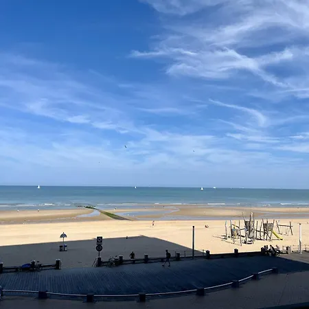 Panoramic Seaview With Free Private Garage Apartment